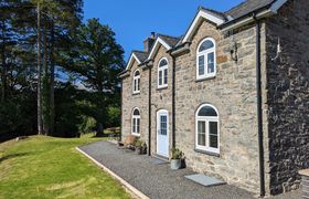 Photo of 3-bed-in-llangadfan