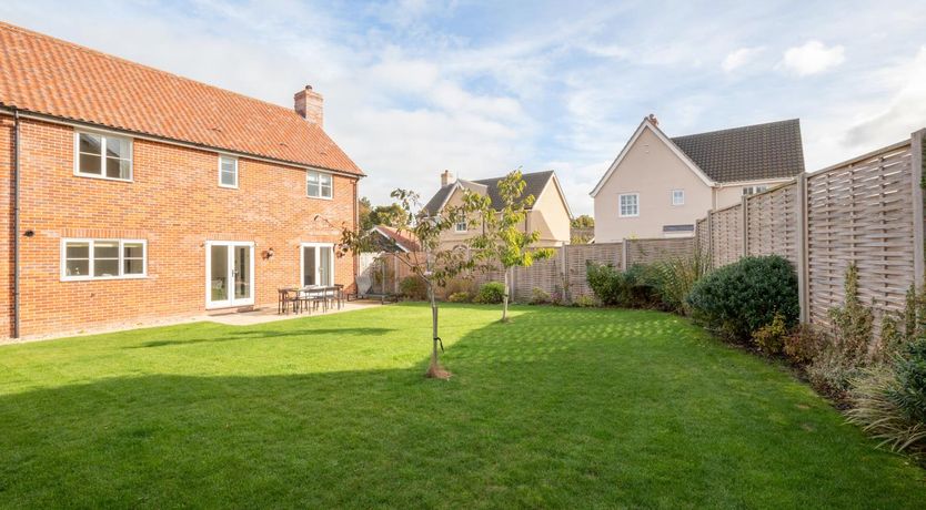 Photo of 4 Bed in Overstrand