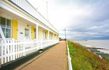 2 Bed in Southwold Holiday Home