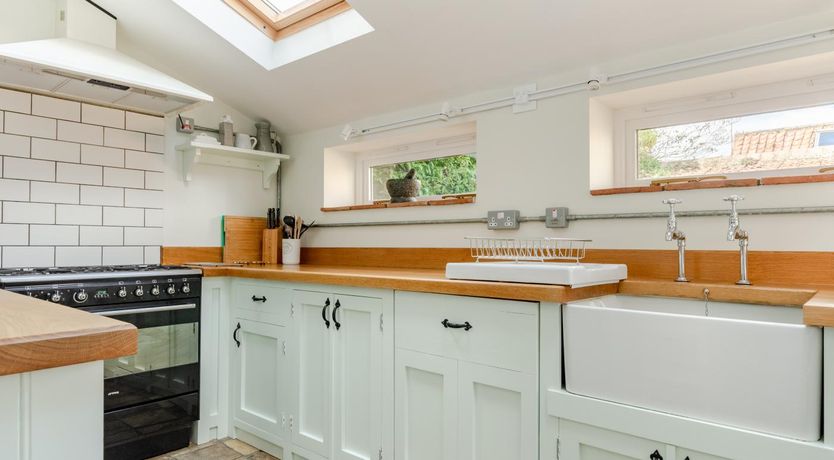 Photo of 2 Bed in Holt