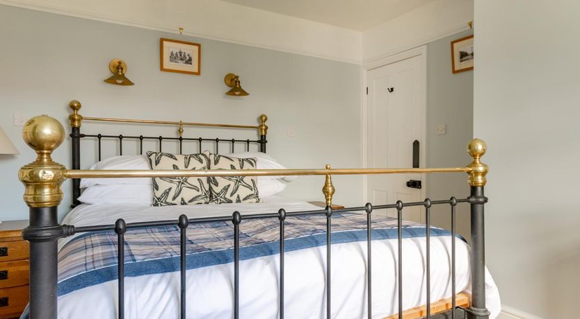 Photo of 2 Bed in Holt
