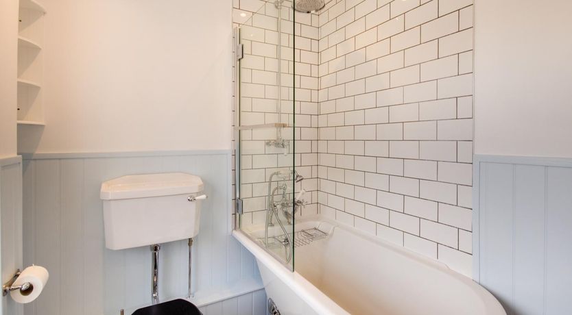 Photo of 2 Bed in Holt
