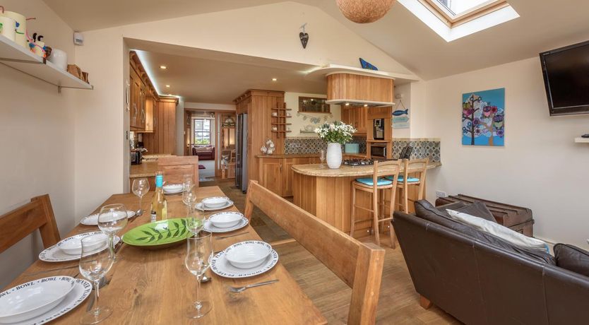 Photo of 4 Bed in Mynytho