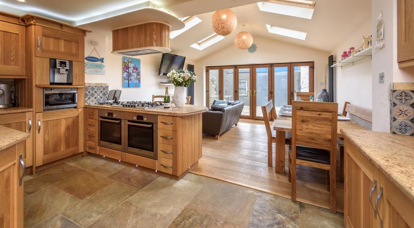 Photo of 4 Bed in Mynytho