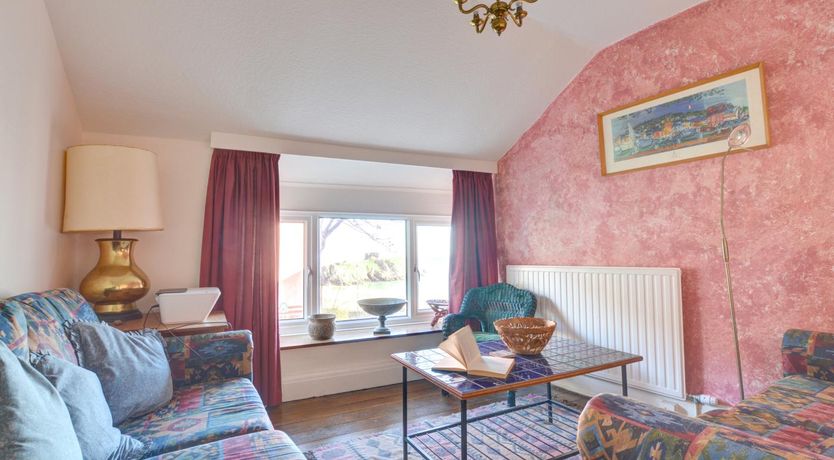 Photo of 2 Bed in Tenby