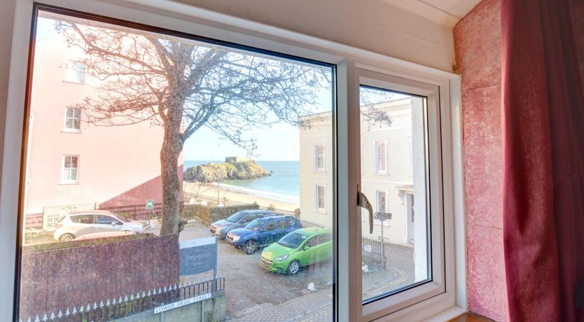Photo of 2 Bed in Tenby