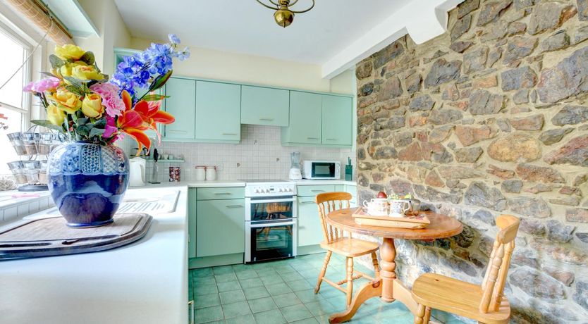 Photo of 2 Bed in Tenby
