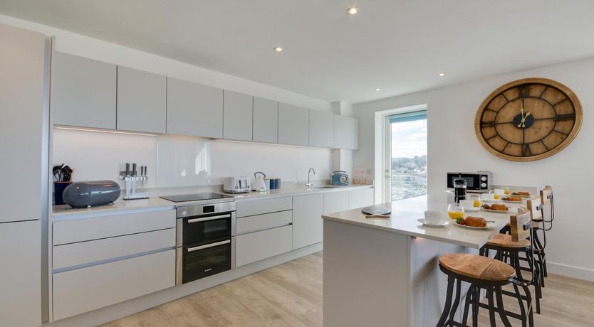 Photo of 3 Bed in Perranporth