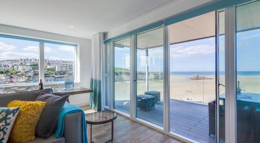 Photo of 3 Bed in Perranporth