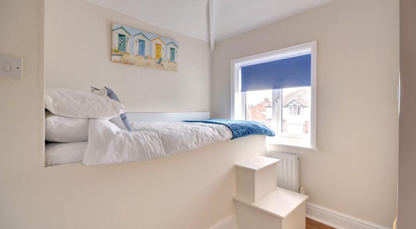 Photo of 3 Bed in Whitby