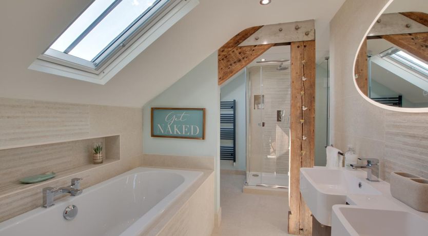 Photo of 2 Bed in Whitby