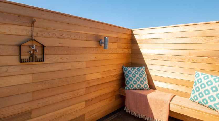 Photo of 2 Bed in Whitby