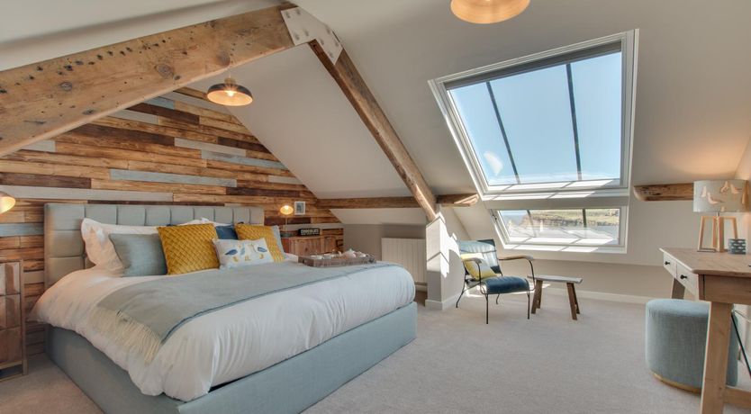 Photo of 2 Bed in Whitby