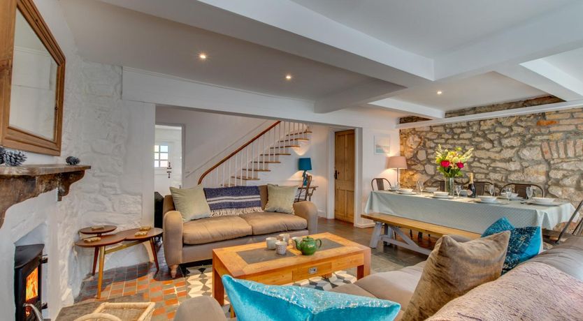 Photo of 4 Bed in St Ives
