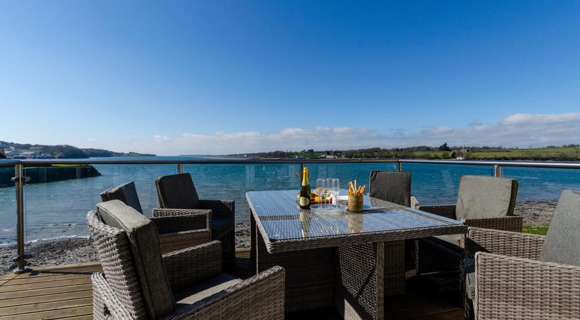 Photo of 3 Bed in Y Felinheli