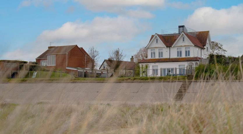 Photo of 8 Bed in Kessingland