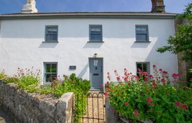 Photo of 3-bed-in-st-just