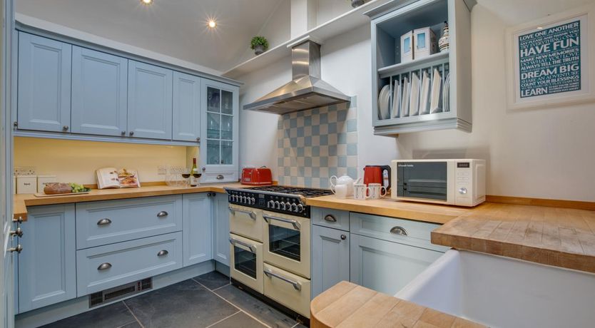 Photo of 3 Bed in St. Just