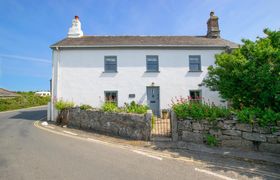 Photo of 3-bed-in-st-just