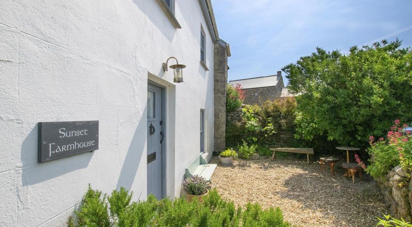 Photo of 3 Bed in St. Just