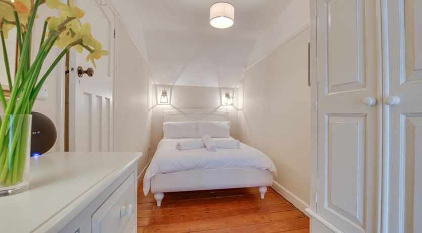 Photo of 3 Bed in St Ives