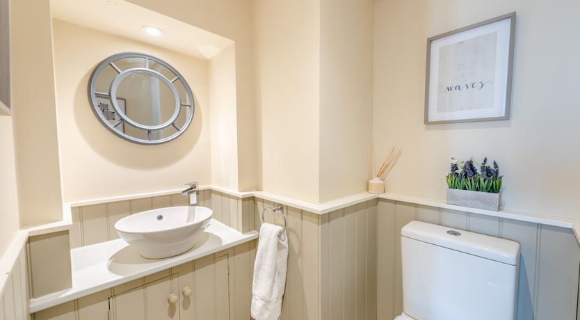 Photo of 4 Bed in Instow
