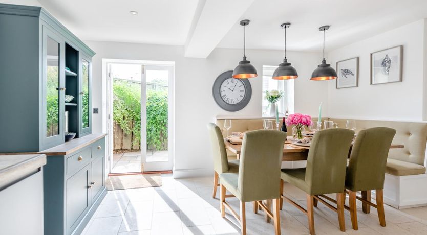 Photo of 4 Bed in Instow