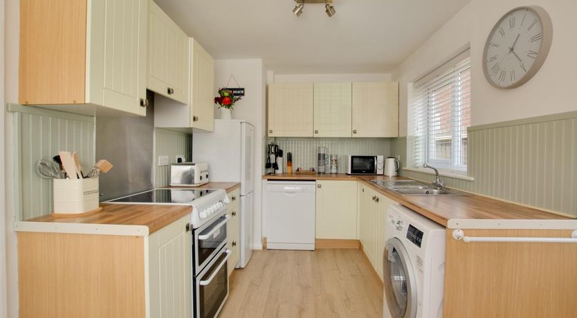 Photo of 2 Bed in Sea Palling