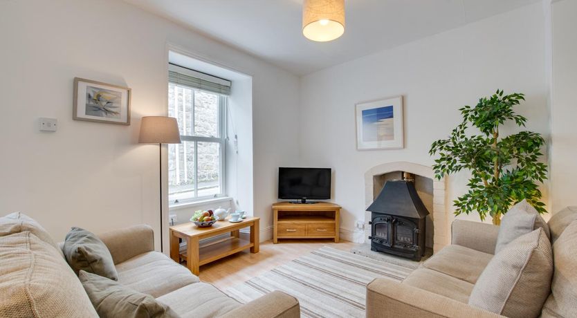 Photo of 2 Bed in St Ives