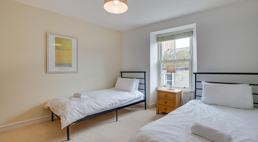 Photo of 2 Bed in St Ives