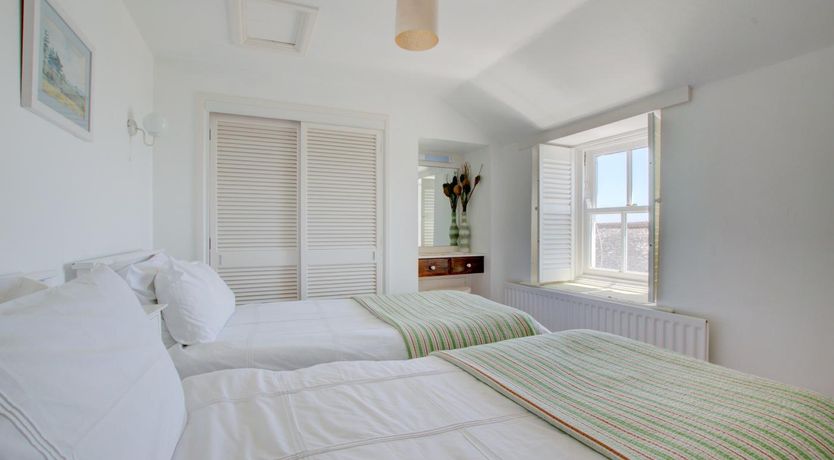 Photo of 3 Bed in Mousehole
