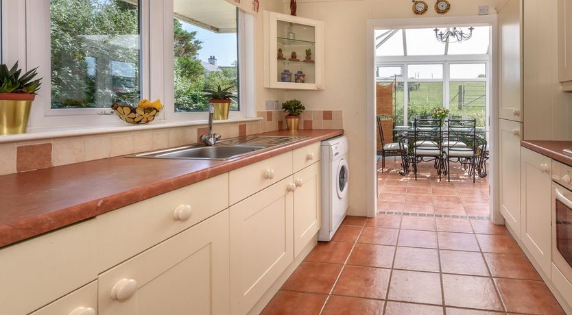 Photo of 2 Bed in Bwlchtocyn