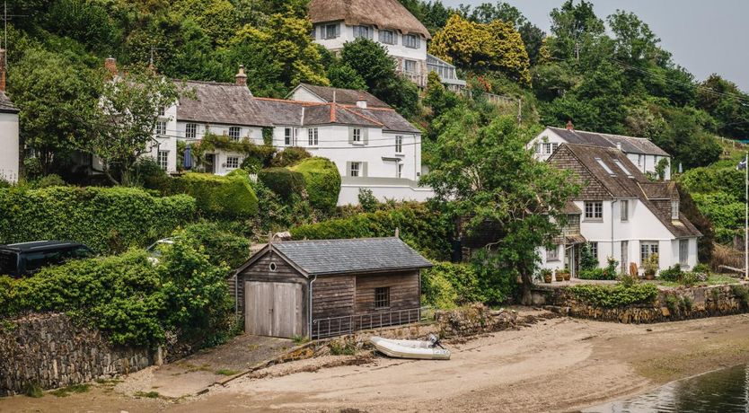 Photo of 3 Bed in Helford