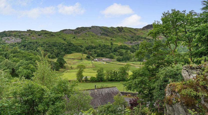 Photo of 2 Bed in Chapel Stile