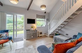 Photo of 2-bed-in-chapel-stile-1