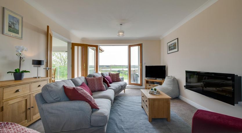 Photo of 4 Bed in Valley