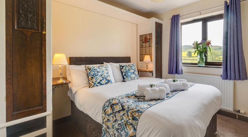 Photo of 4 Bed in Hawes