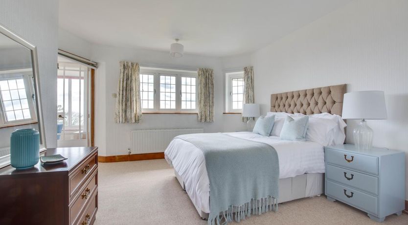 Photo of 2 Bed in St. Margarets Bay
