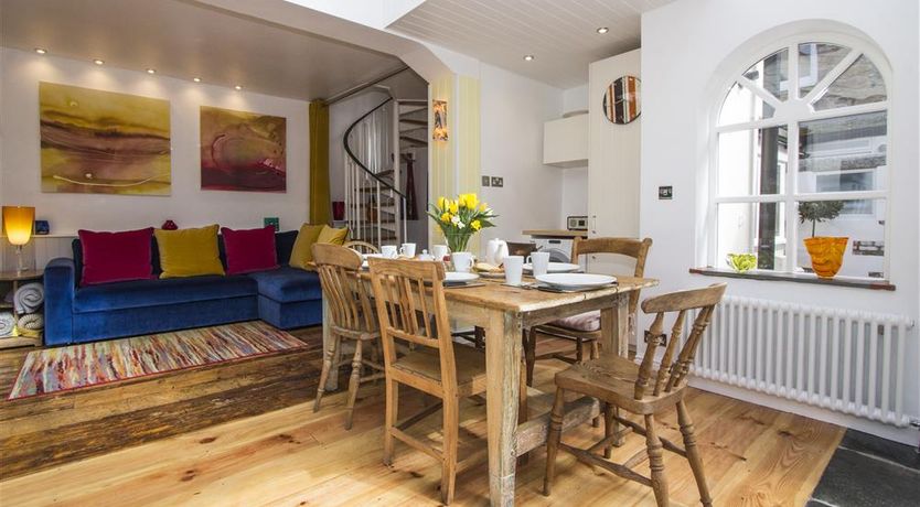Photo of 3 Bed in St Ives