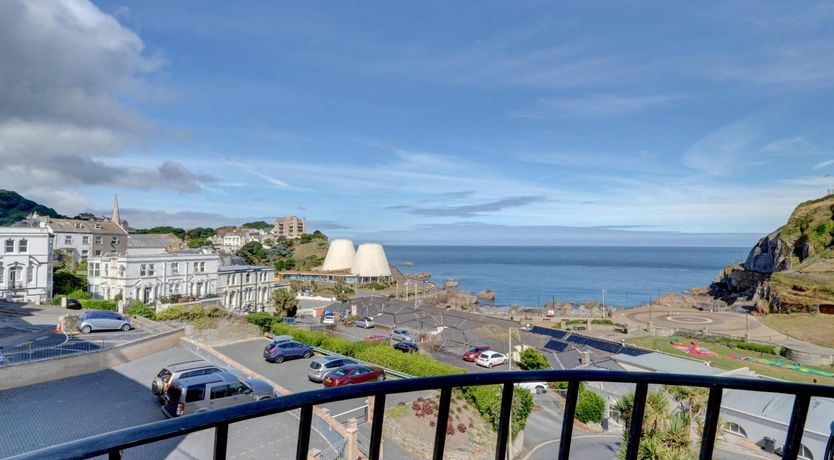 Photo of 2 Bed in Ilfracombe
