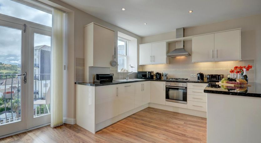 Photo of 2 Bed in Ilfracombe