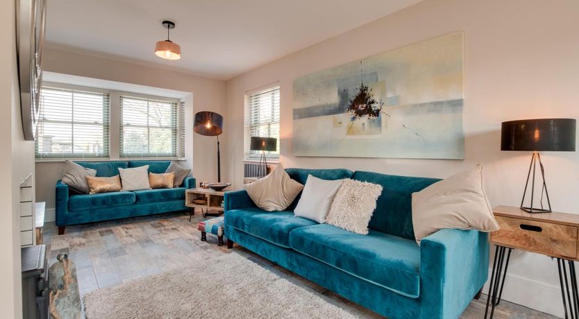 Photo of 2 Bed in Whitby