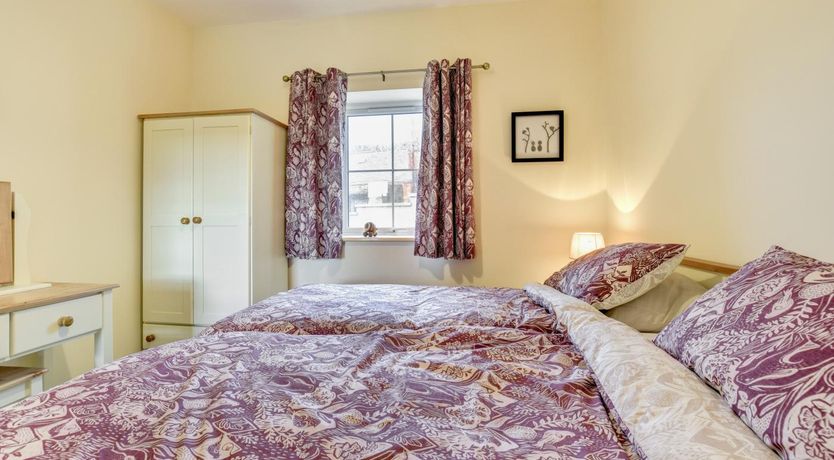 Photo of 2 Bed in Llanon