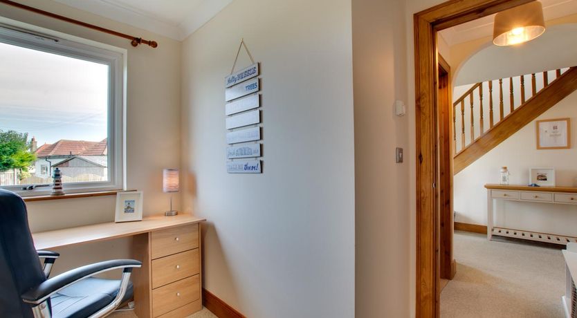 Photo of 4 Bed in Seahouses