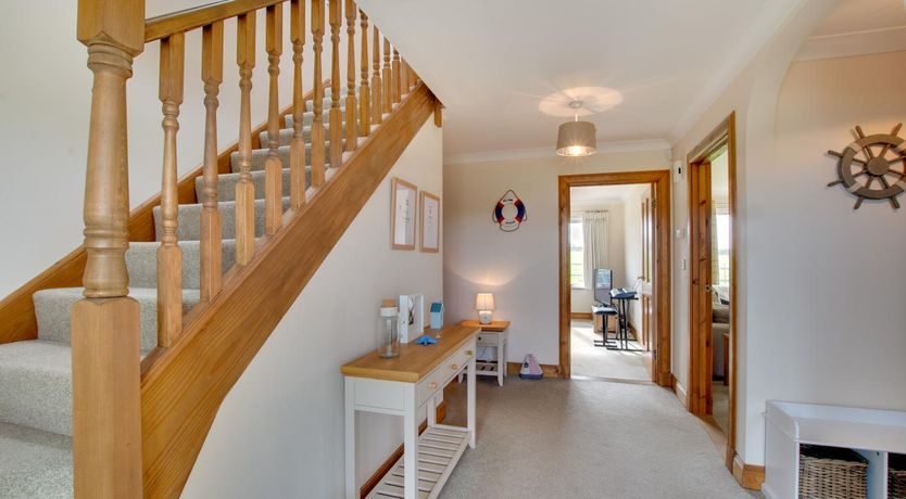 Photo of 4 Bed in Seahouses