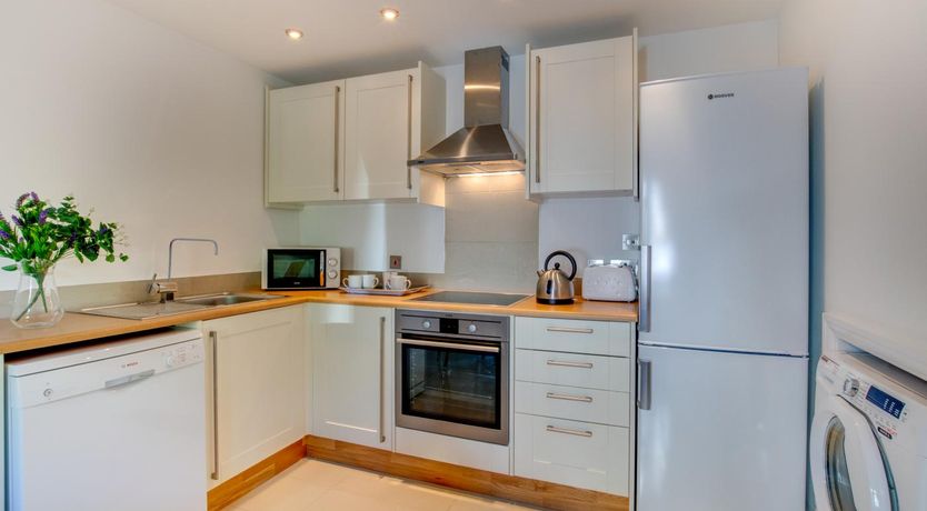 Photo of 2 Bed in Torquay