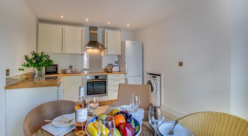 Photo of 2 Bed in Torquay