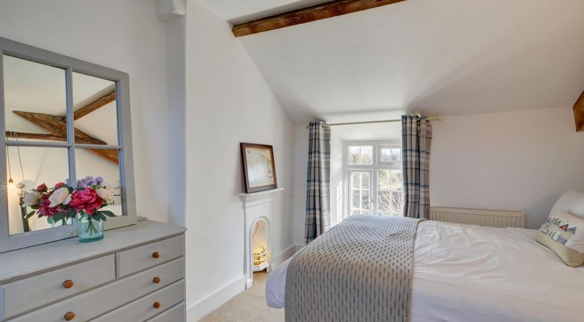 Photo of 2 Bed in West Down