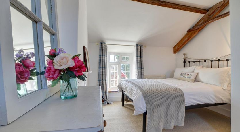 Photo of 2 Bed in West Down
