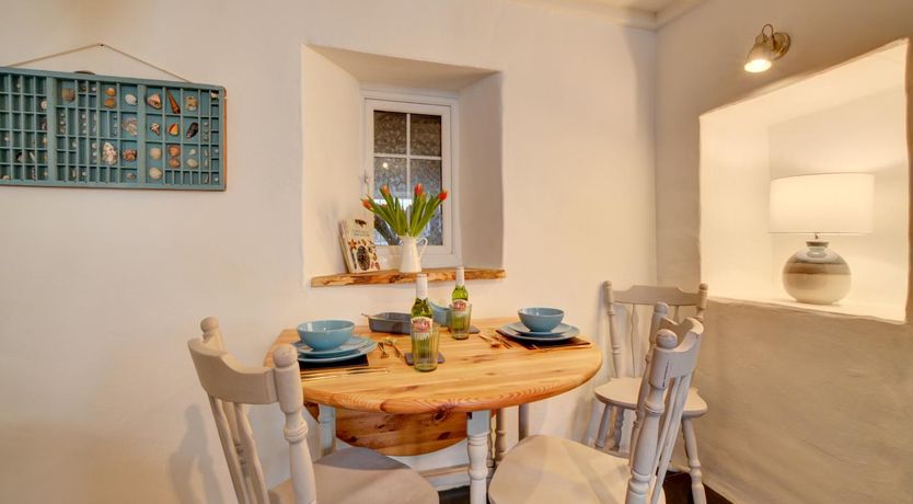Photo of 2 Bed in West Down